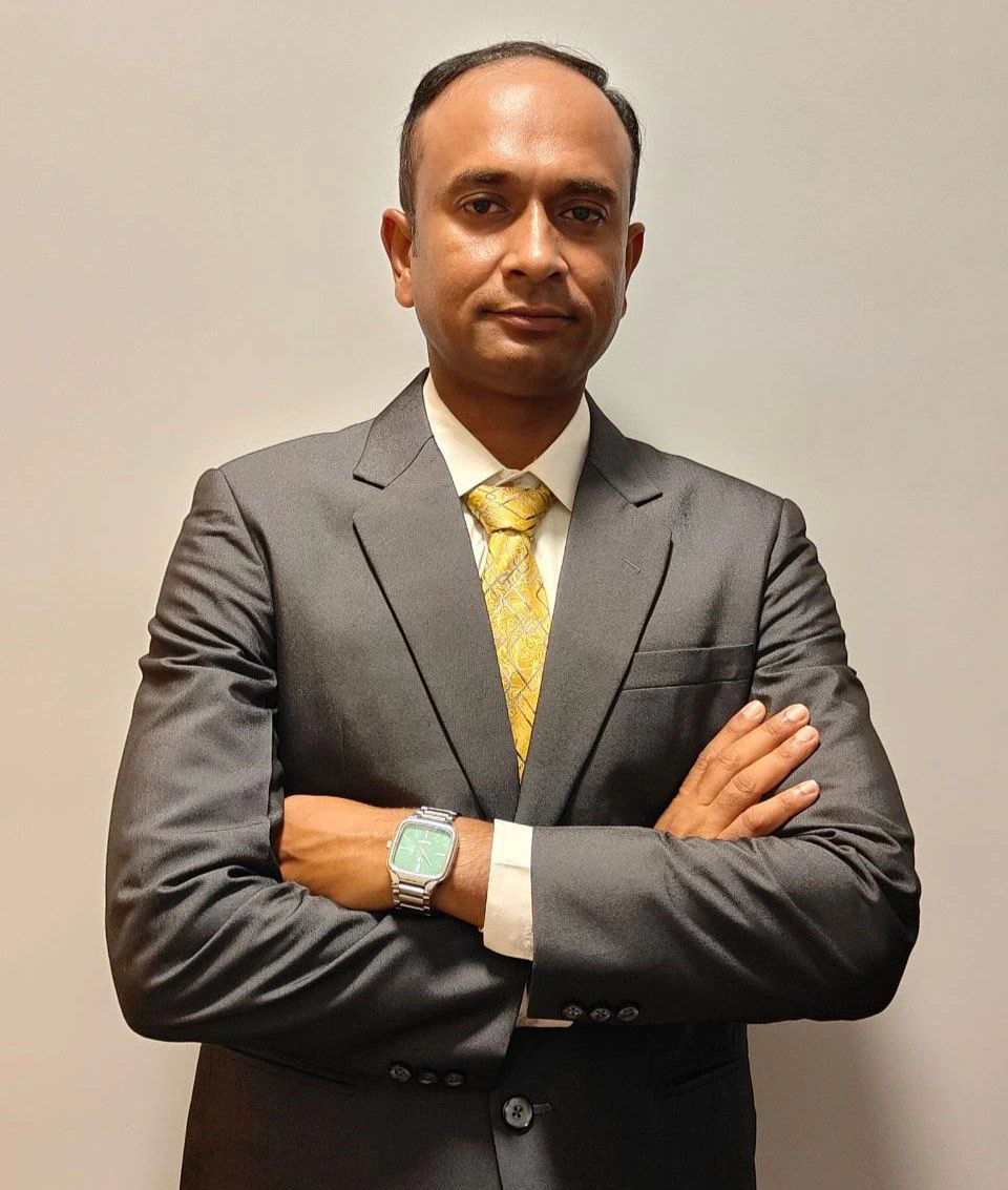 Portrait of Advocate Alim Mondal, a real estate lawyer in South Kolkata