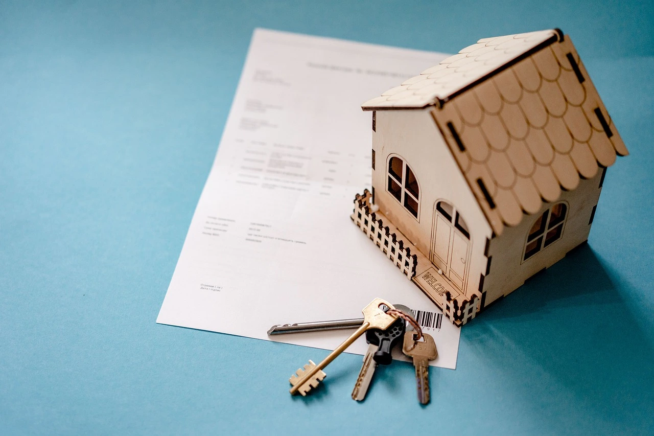 Property lawyer offering legal consultation services in Kolkata